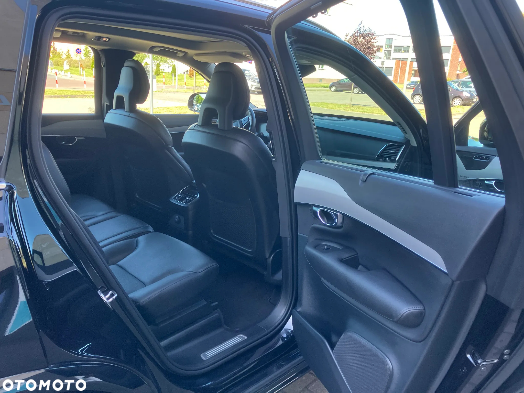 Volvo XC 90 T8 AWD Plug-In Hybrid Inscription 7os - 8