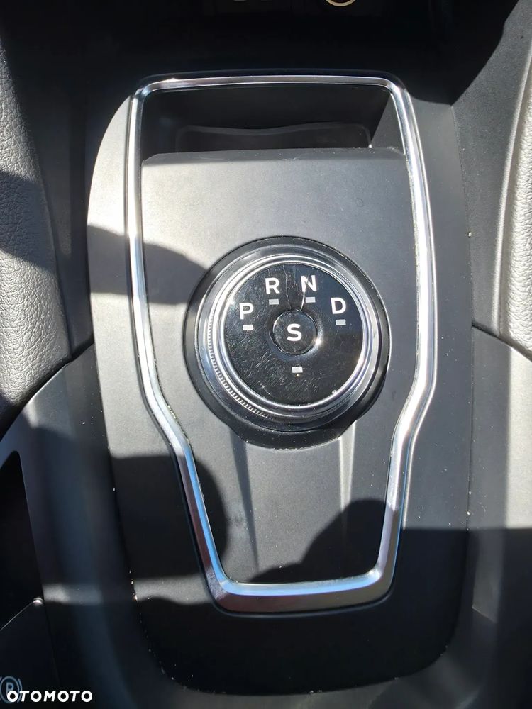 Ford Mondeo 2.0 EcoBlue Titanium - 22