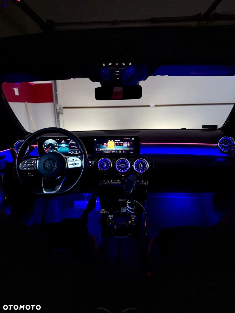 Mercedes-Benz CLA 200 AMG Line 7G-DCT - 13