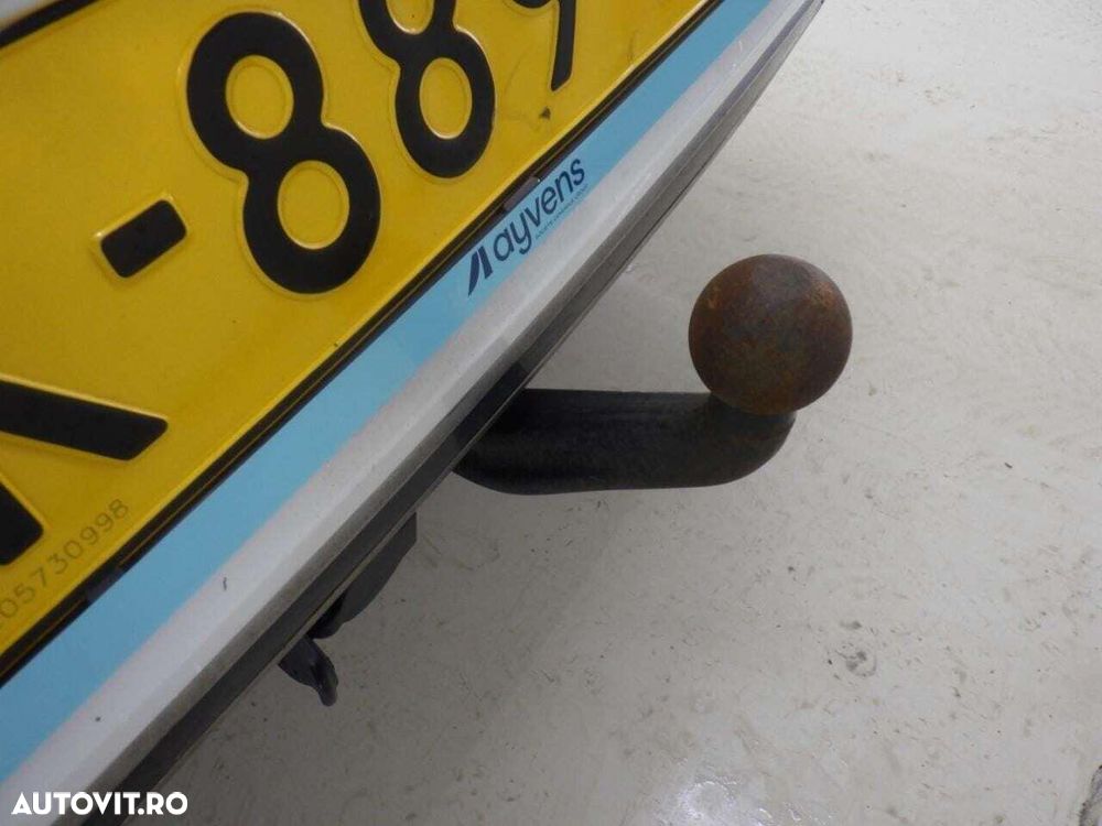 Volkswagen Passat - 14