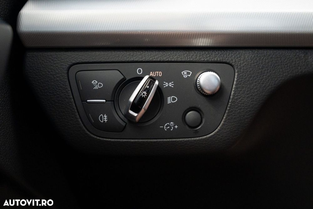 Audi Q5 35 TDI quattro S tronic design - 22
