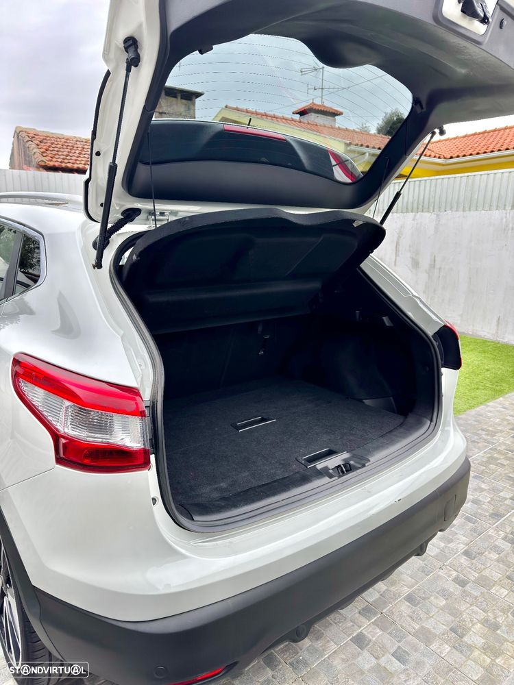 Nissan Qashqai 1.5 dCi TEKNA+ - 24