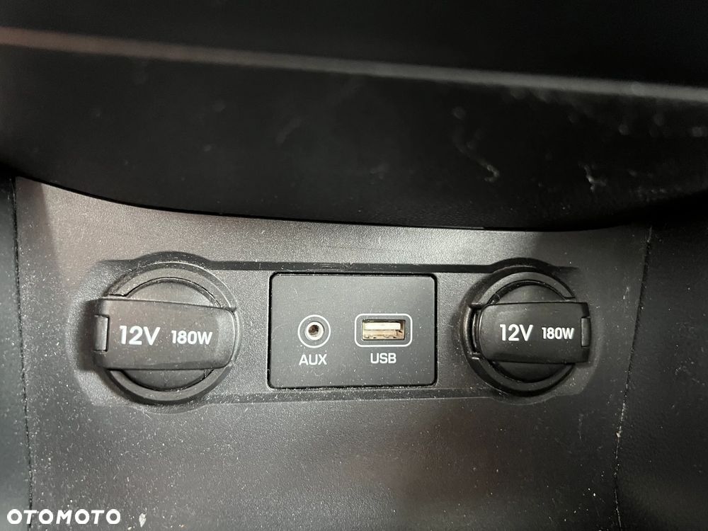 Hyundai i20 - 12