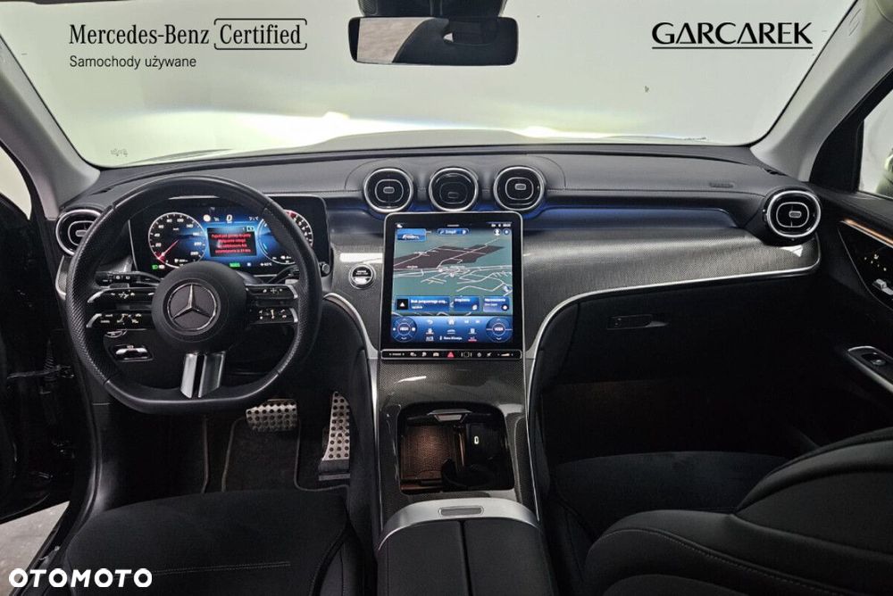 Mercedes-Benz GLC - 16