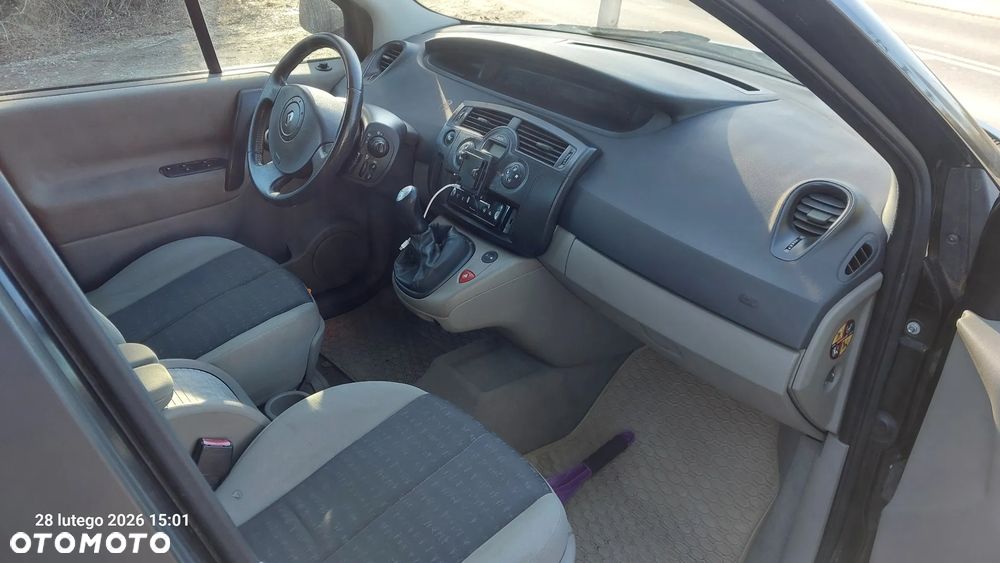 Renault Scenic - 8