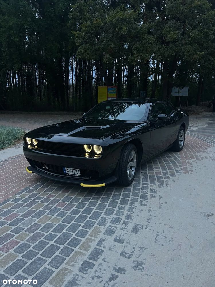 Dodge Challenger Automatik SXT Plus - 3