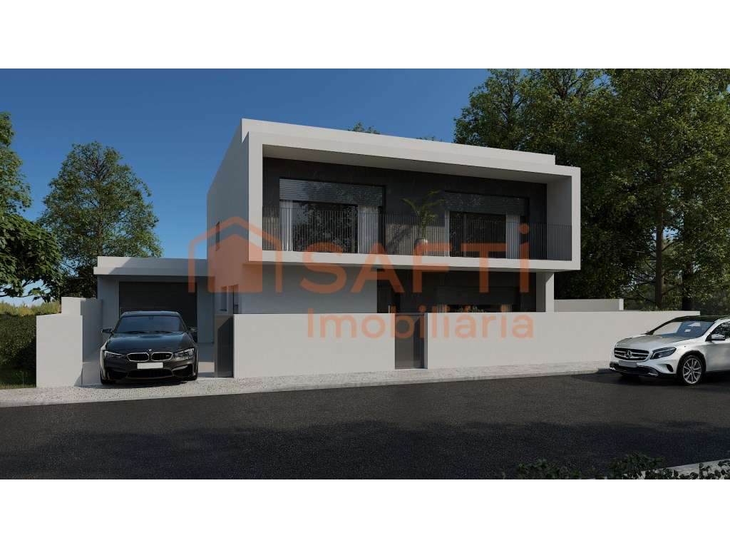 Moradia T4 com garagem em Nossa Senhora de Fátima, Entroncamento, S... - Grande imagem: 4/30