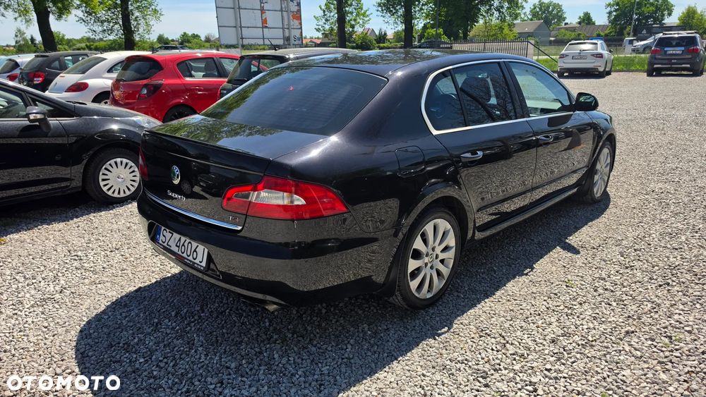 Skoda Superb 2.0 TSI Business DSG - 7