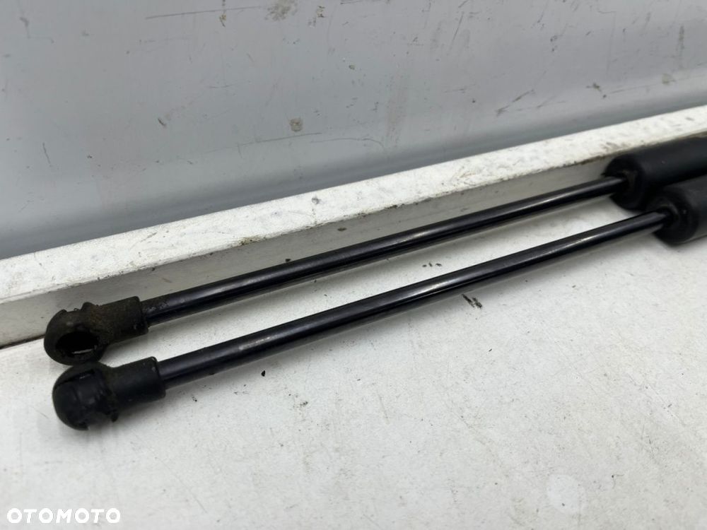 Siłownik VW Golf 7 VII 12-20r. HB 5Drzwi teleskop sprężyna gazowa bagażnika klapy KOMPLET 5g6827550c - 6