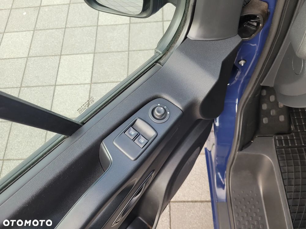 Renault Trafic LONG ZABUDOWA KLIMA KAMERA TEMPOMAT FV23% - 22