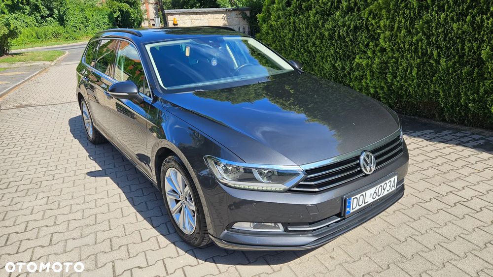 Volkswagen Passat - 9