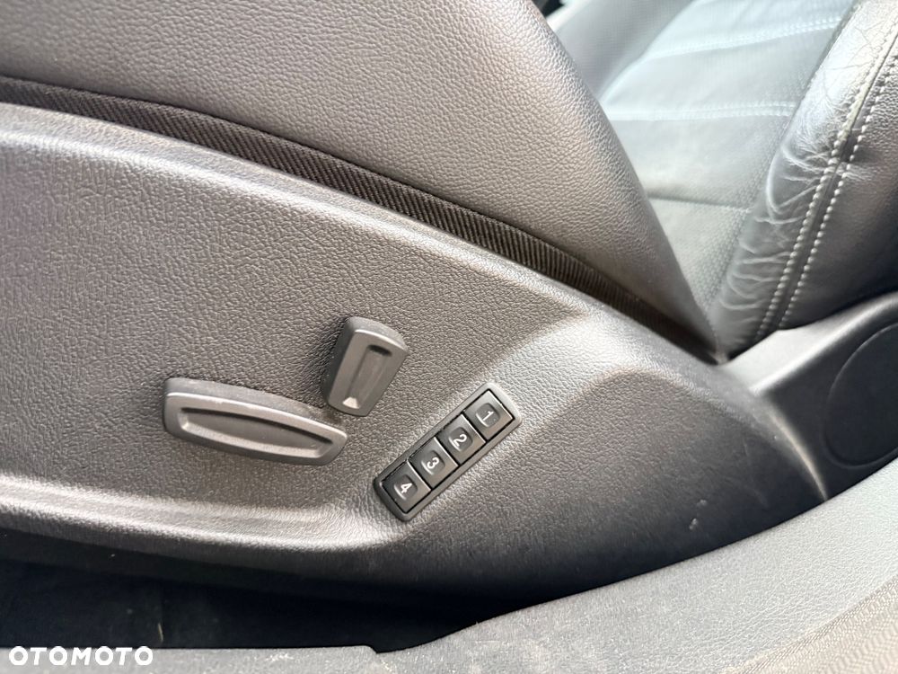 Ford Mondeo 2.0 Titanium X - 30