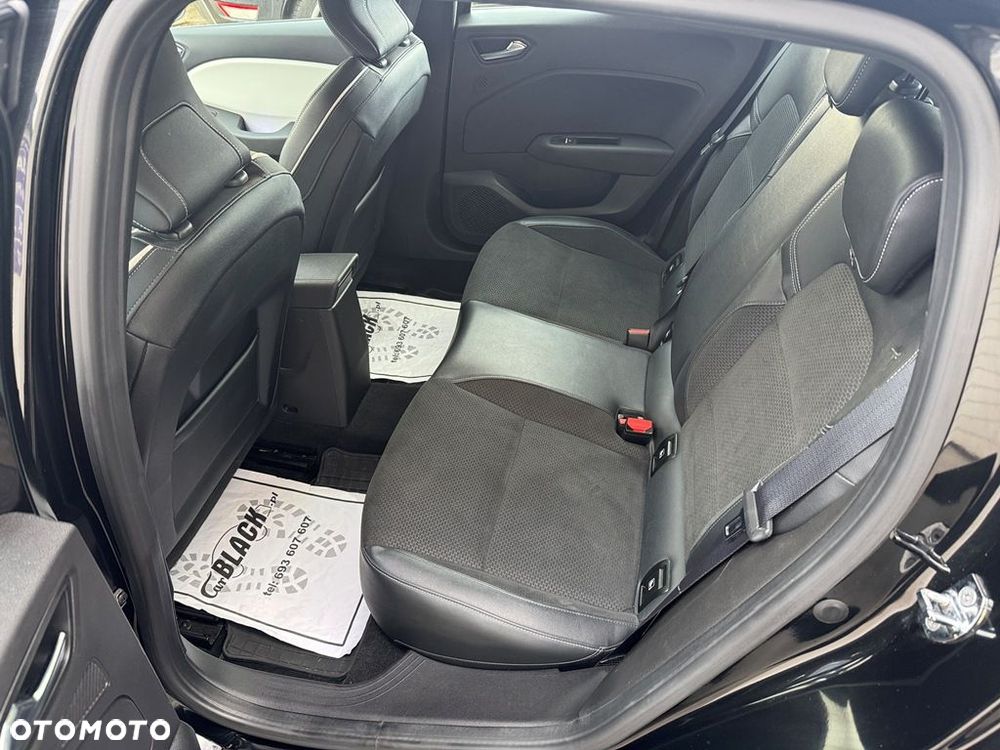 Renault Clio - 16