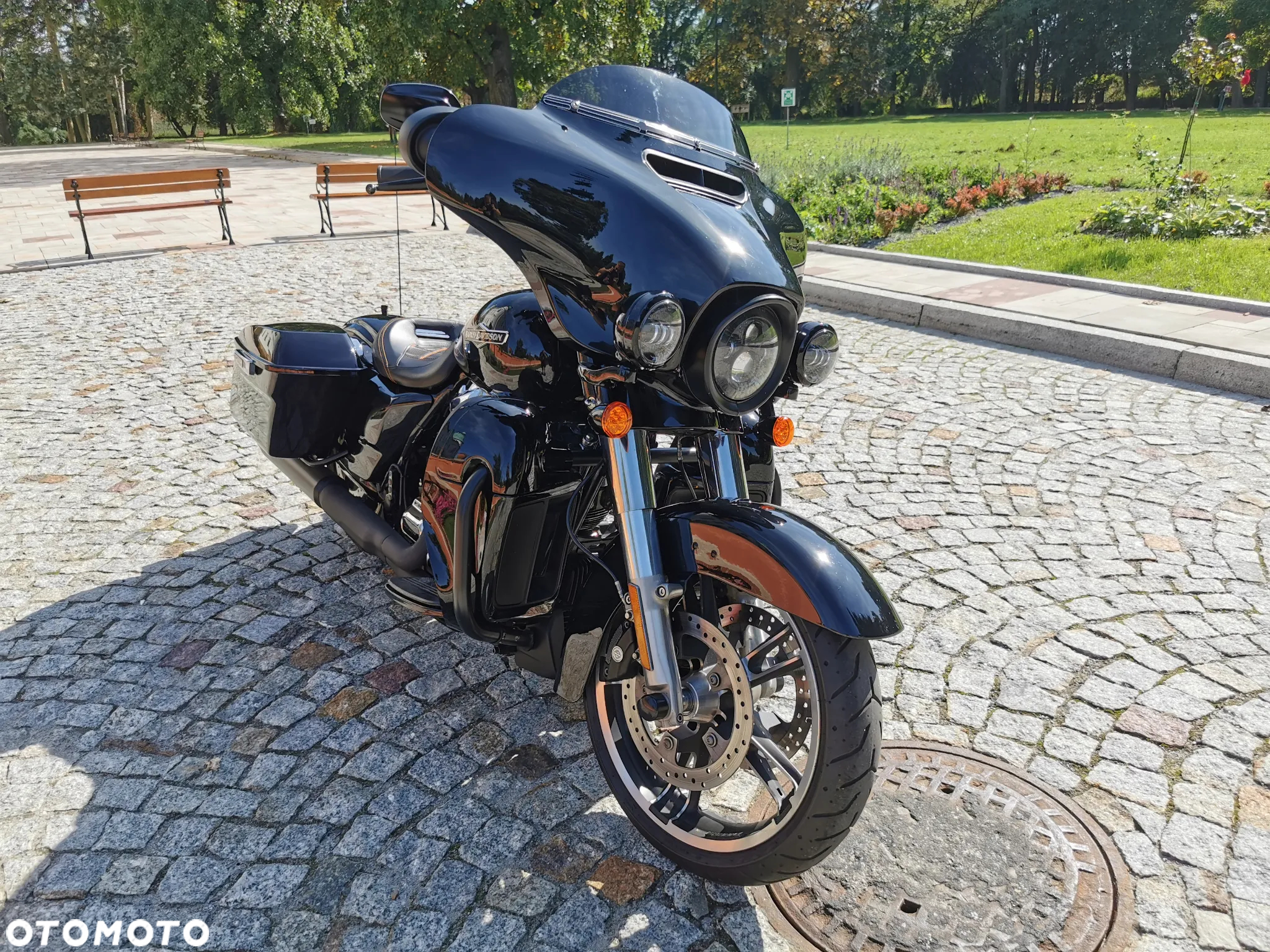 Harley-Davidson FLHXS Special - 15