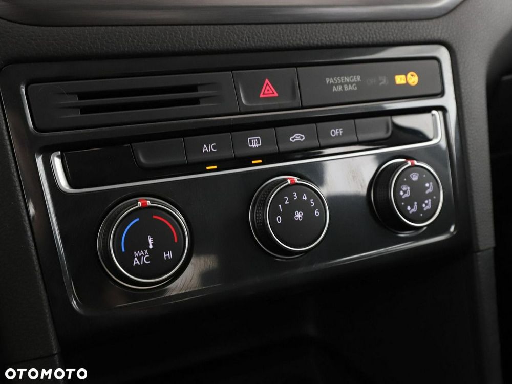 Volkswagen Golf Sportsvan SV 1.0 TSI Comfortline - 27
