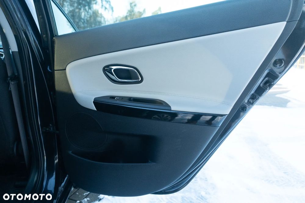 Kia Ceed 1.6 CRDi 136 ISG Spirit - 24