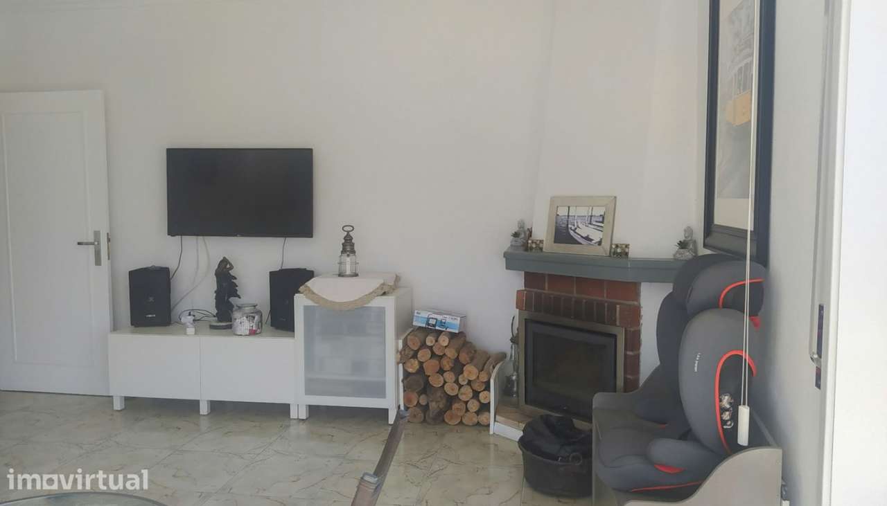 Apartamento T2, próximo do mar, em Azurara, Vila do Conde - Grande imagem: 4/14