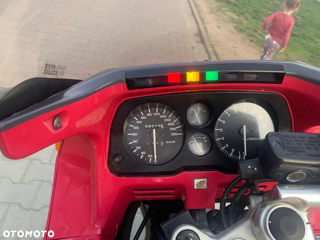 Honda CBR - 6