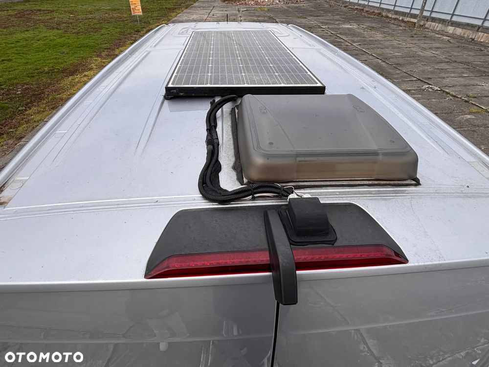 Volkswagen Crafter - 12