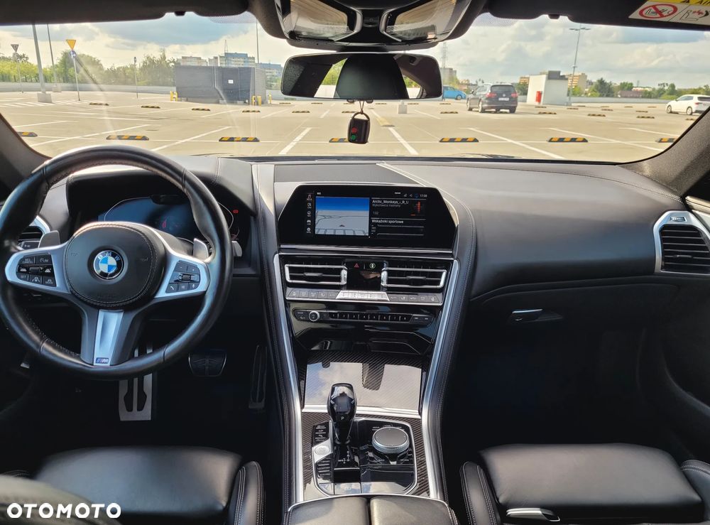BMW Seria 8 - 37