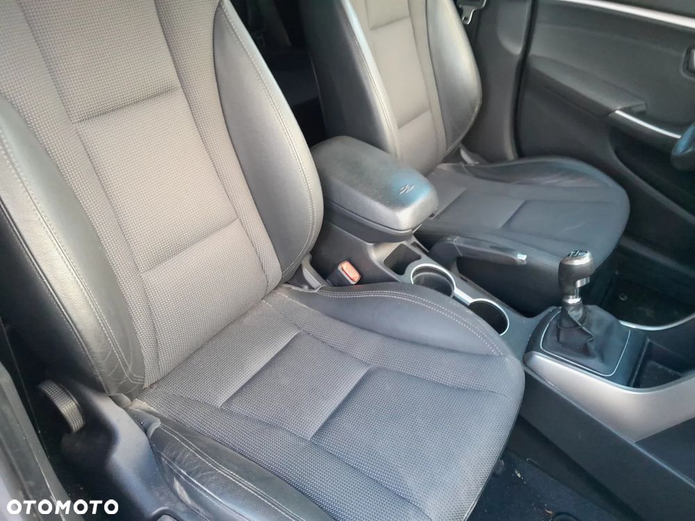 Hyundai i30 blue 1.6 GDI Passion - 22