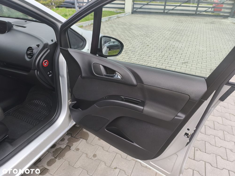 Opel Meriva - 16