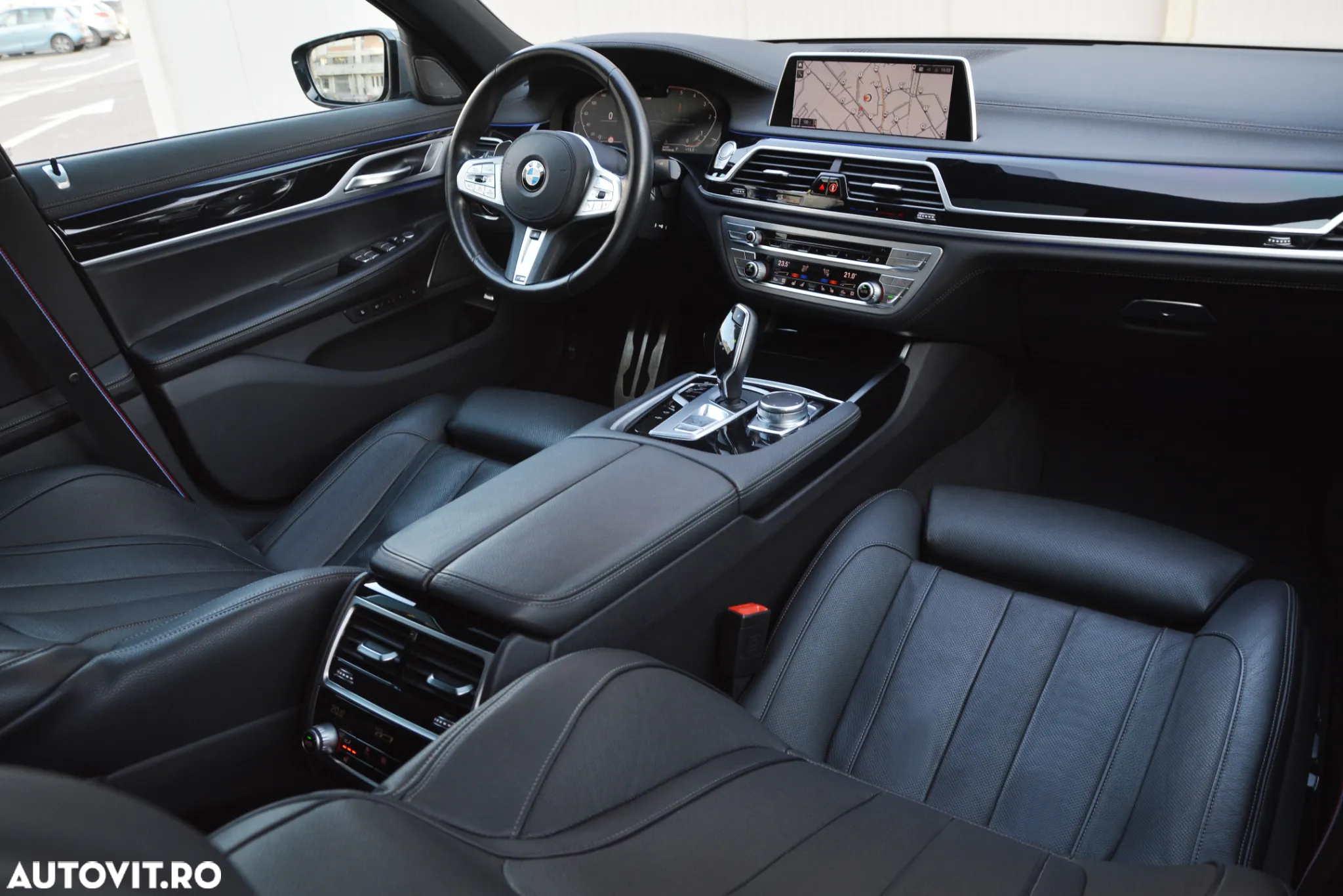 BMW Seria 7 730Ld xDrive MHEV - 10