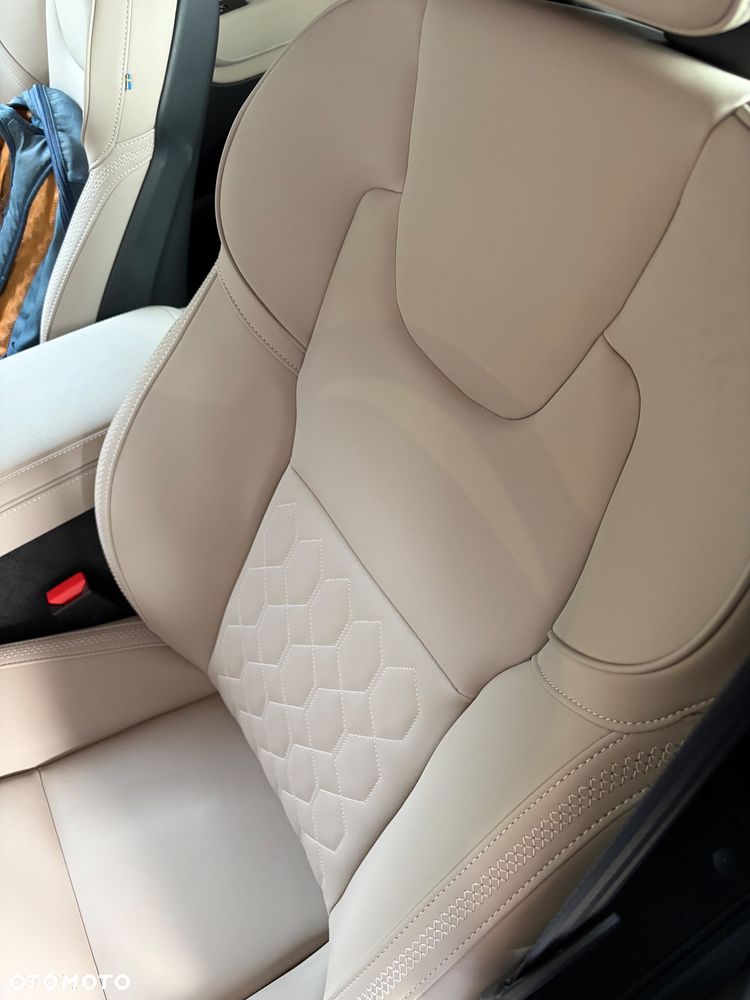 Volvo XC 90 - 12