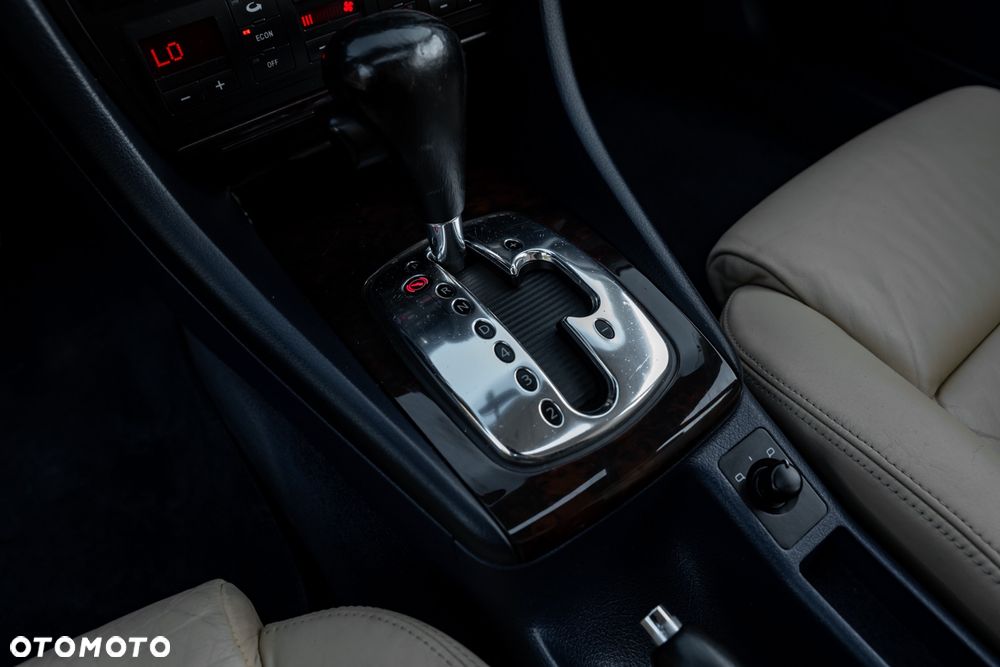 Audi A6 Limousine 2.8 Quattro - 29