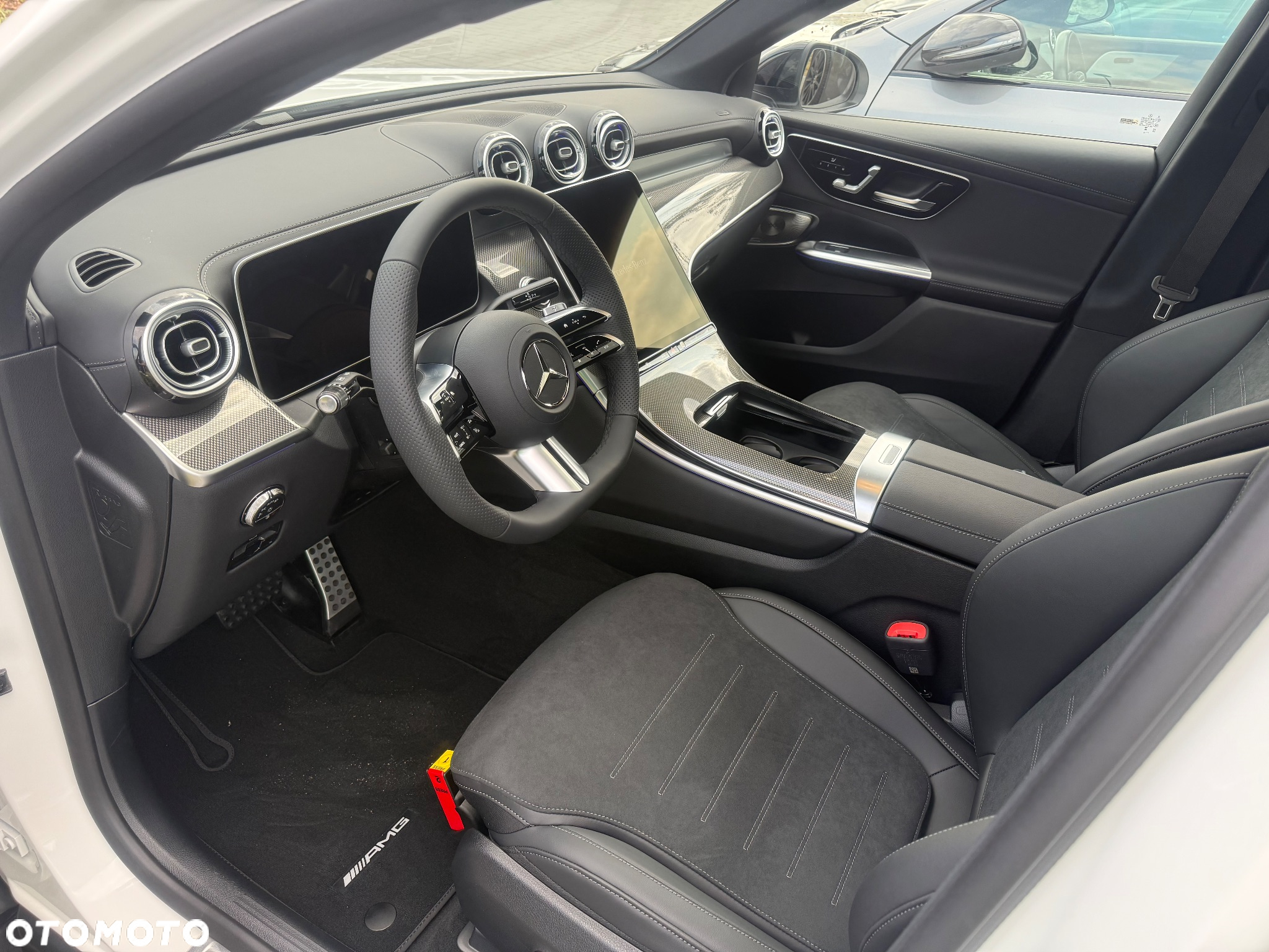 Mercedes-Benz GLC - 4