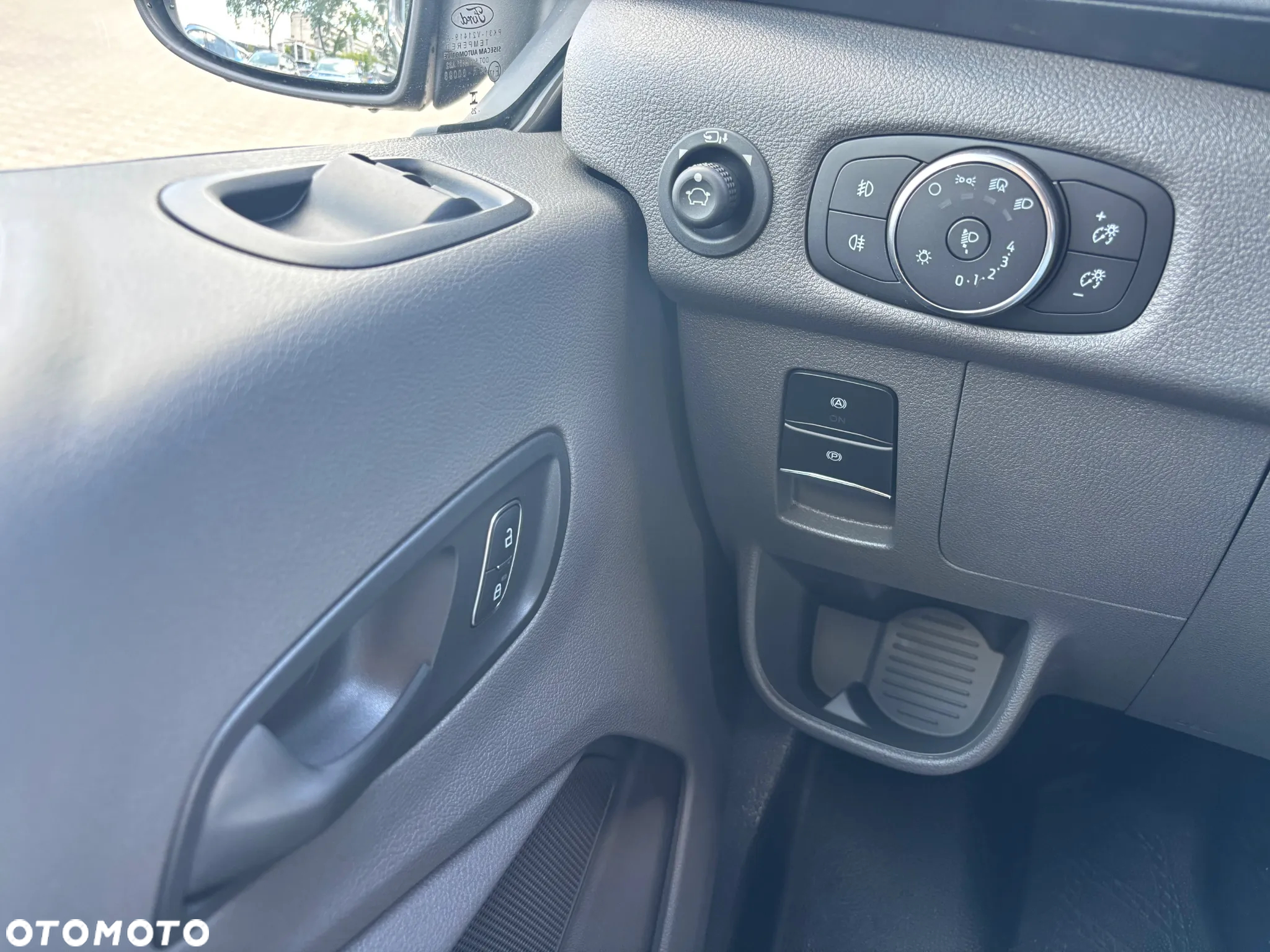 Ford Transit - 21