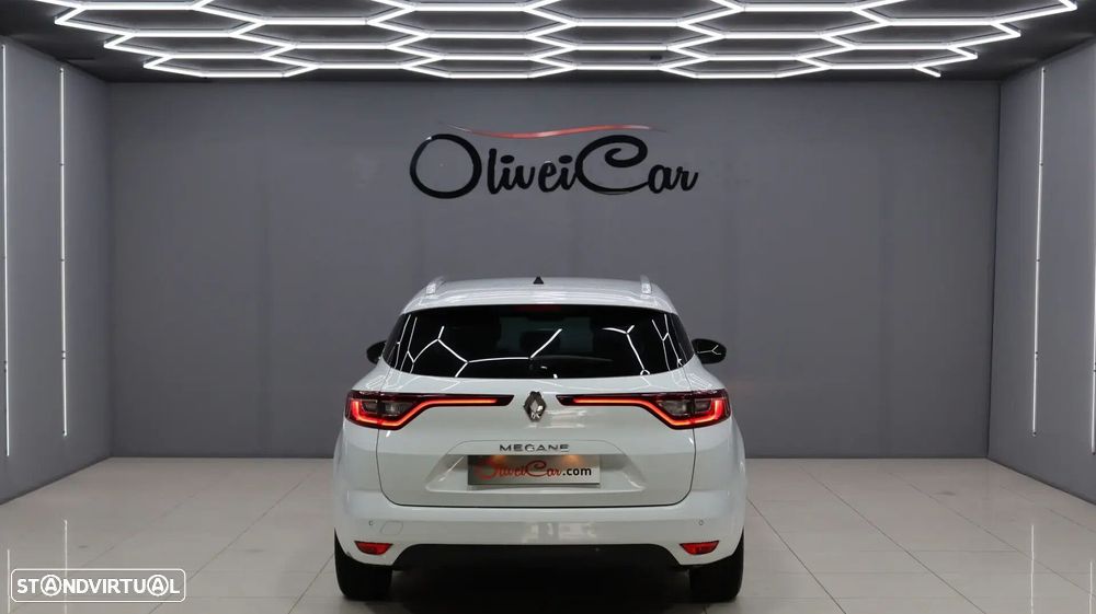 Renault Mégane Sport Tourer - 6