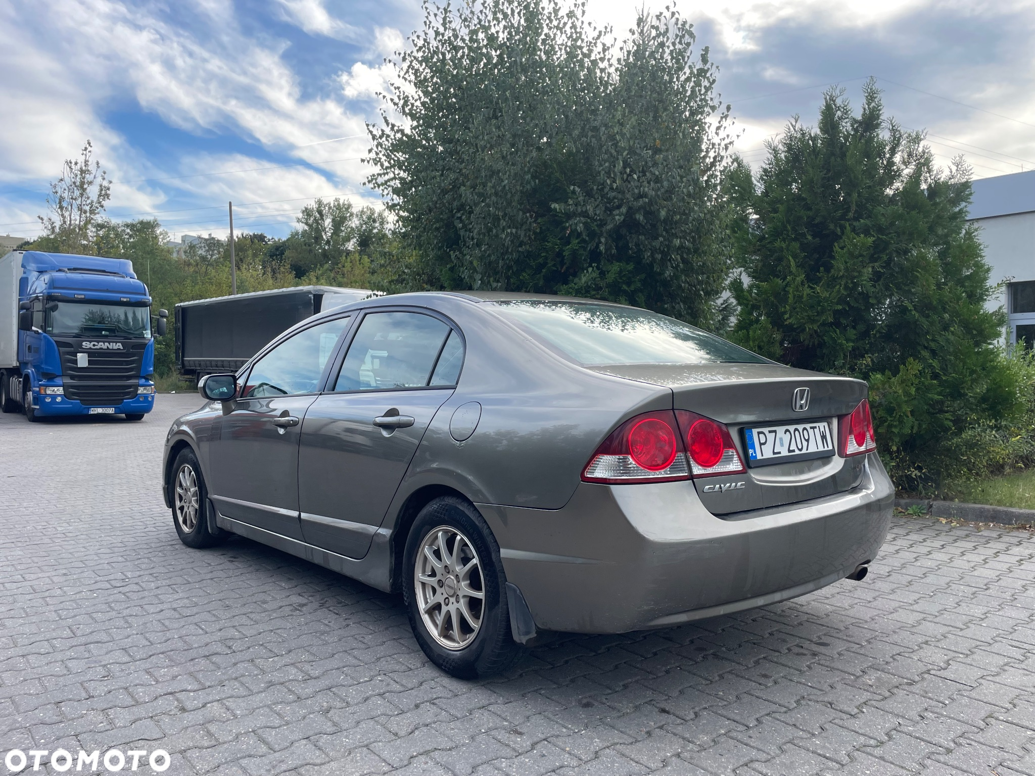 Honda Civic 1.8 Comfort - 9