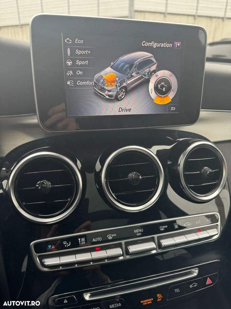 Mercedes-Benz GLC - 24