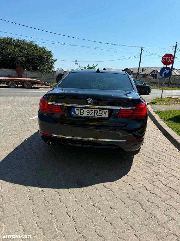 BMW Seria 7 730d Aut. - 2