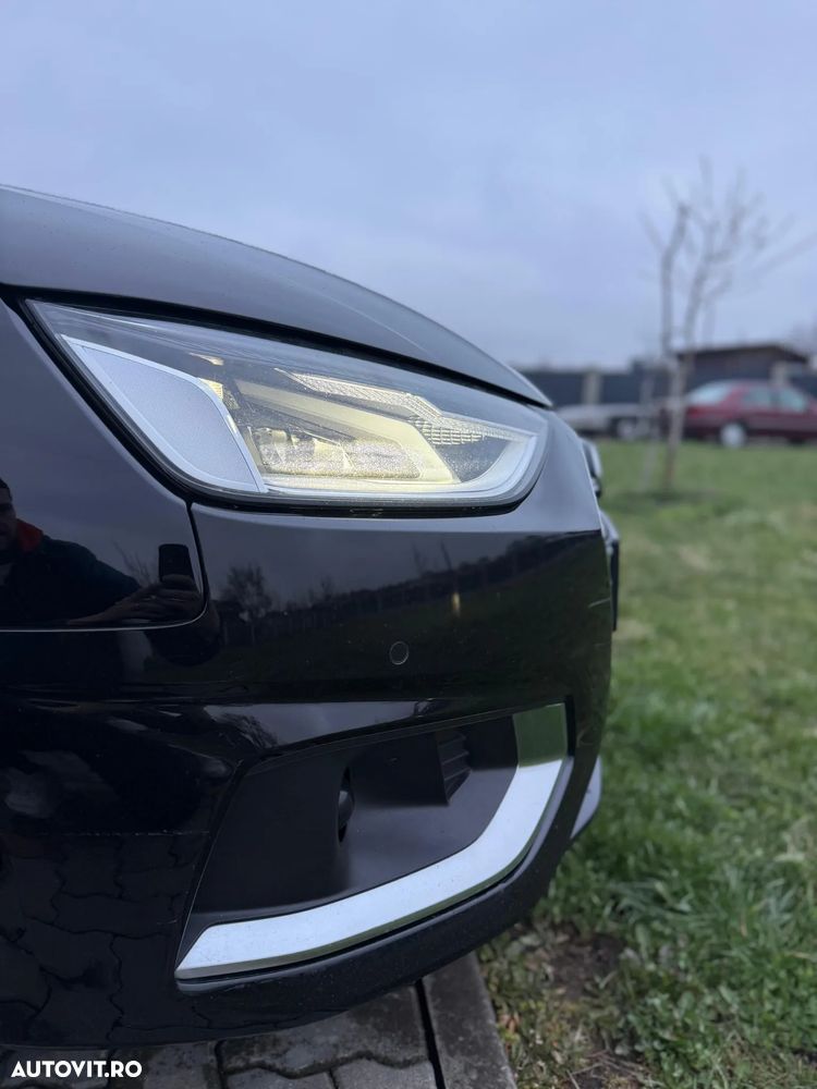 Audi A4 40 TDI S tronic - 16