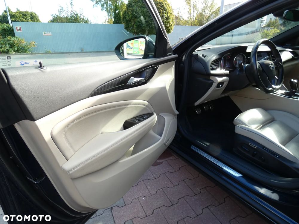 Opel Insignia 1.5 T Elite S&S - 29