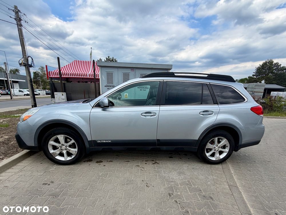 Subaru Outback 2.5i Lineartronic Comfort - 2