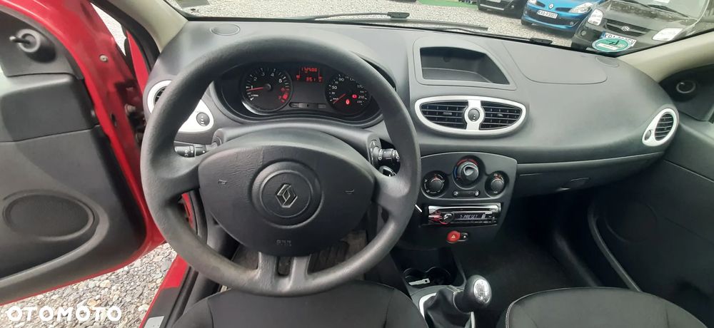 Renault Clio - 35
