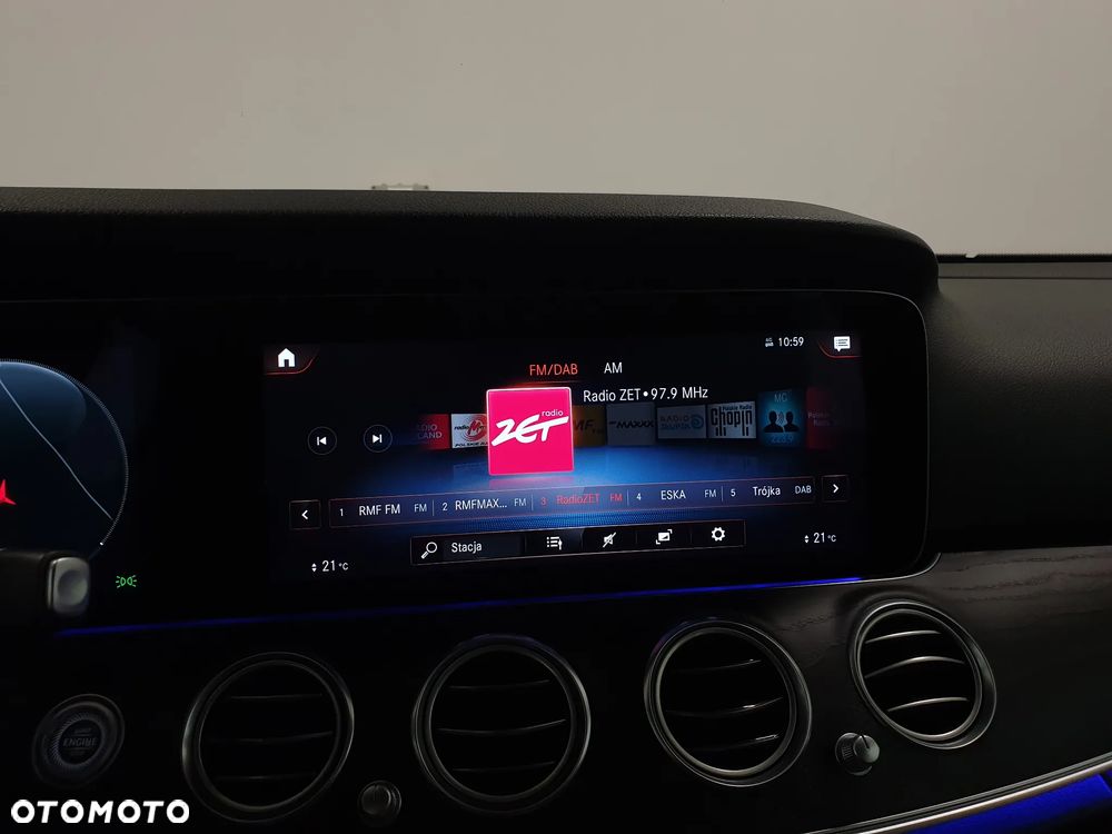 Mercedes-Benz Klasa E 300 de 4Matic 9G-TRONIC AMG Line - 15