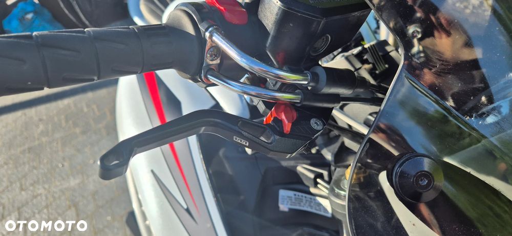 Suzuki GSX - 7