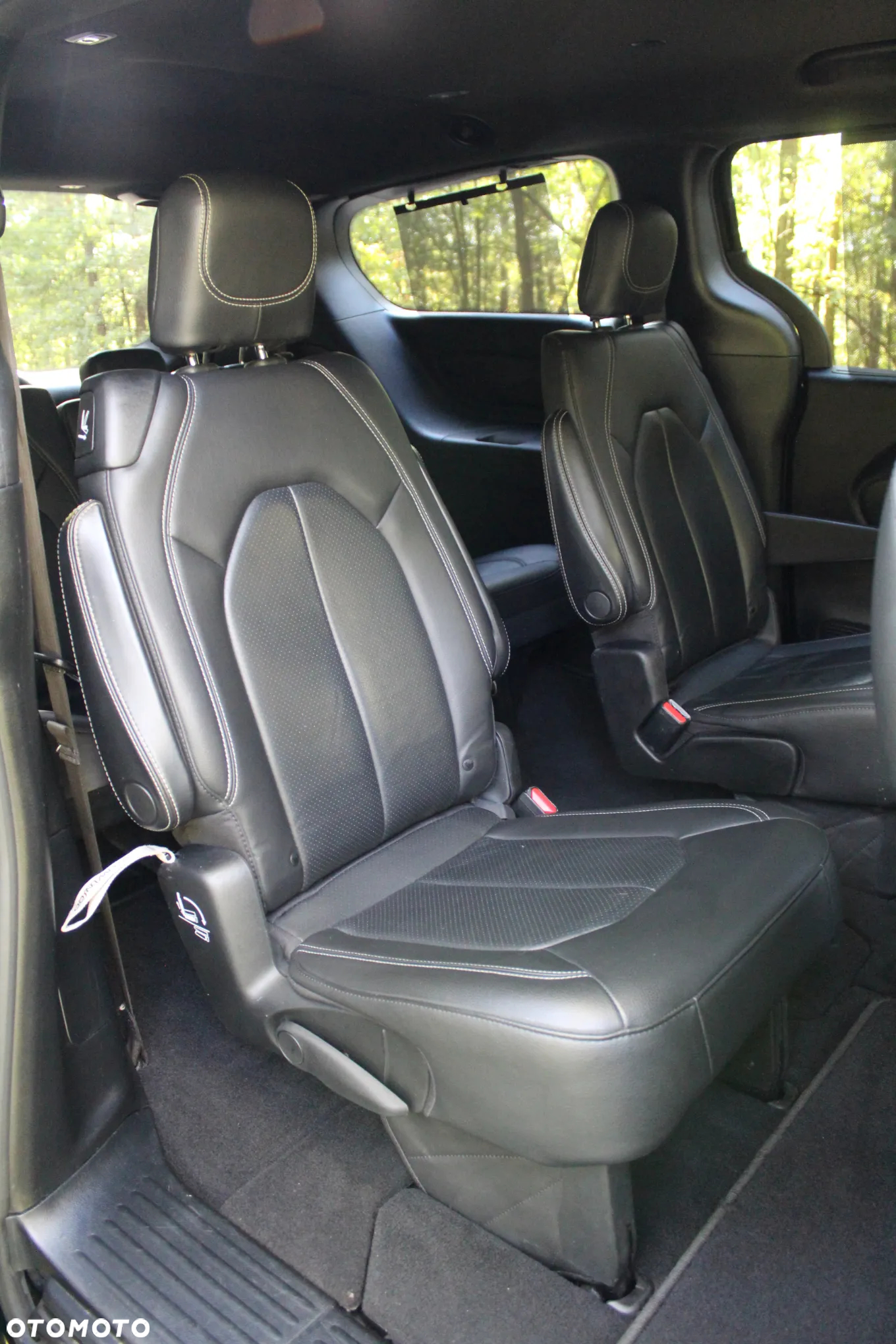 Chrysler Pacifica - 27