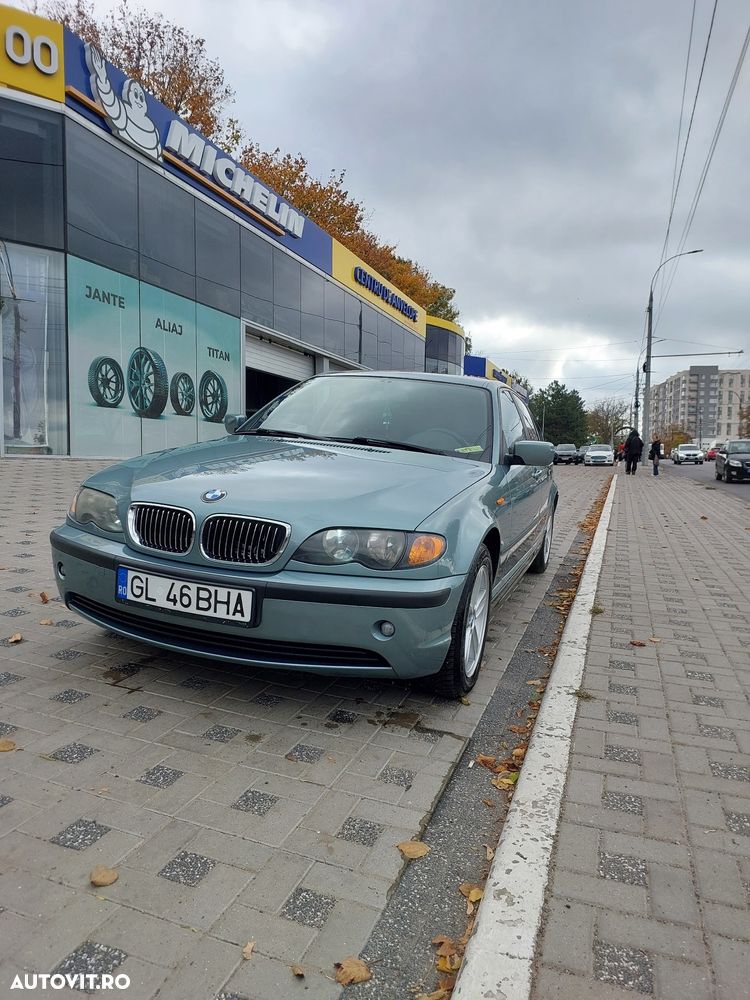 BMW Seria 3 318i - 1