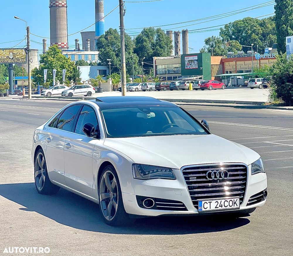 Audi A8 - 1
