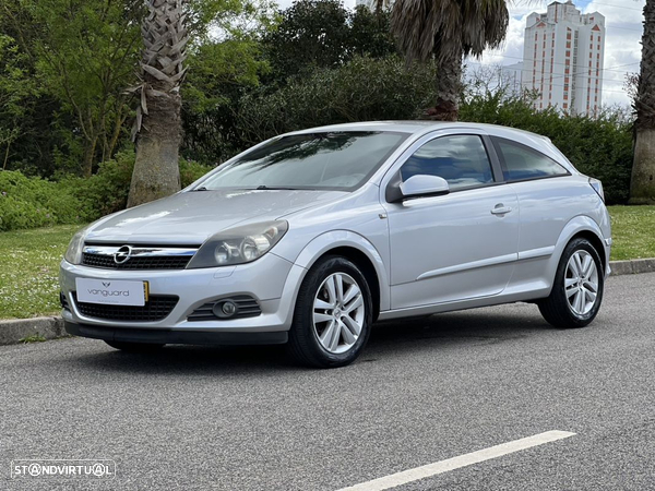 Opel Astra GTC 1.3 CDTI DPF Innovation