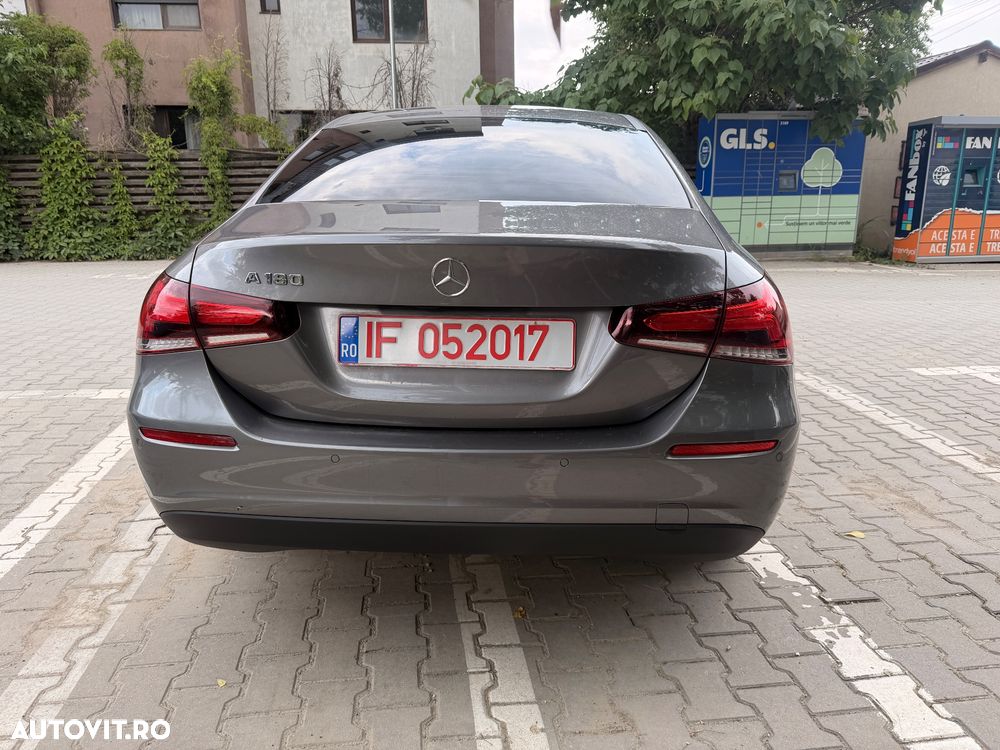 Mercedes-Benz A 180 - 4