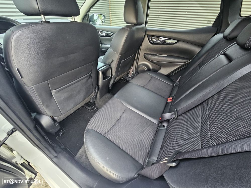 Nissan Qashqai 1.5 dCi Tekna J19 - 21