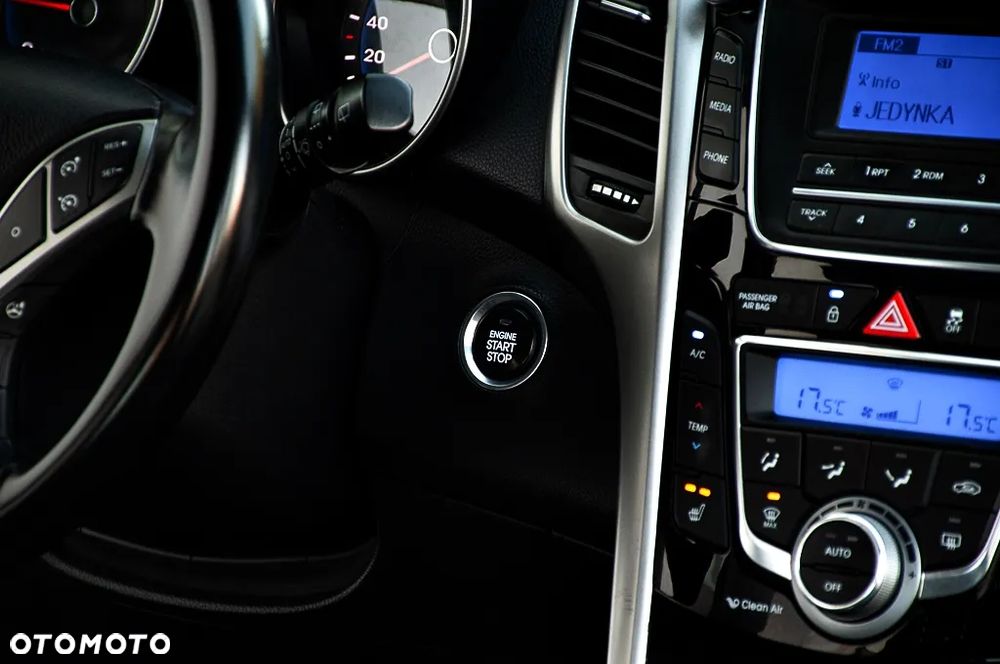 Hyundai i30 1.6 CRDi Premium - 28