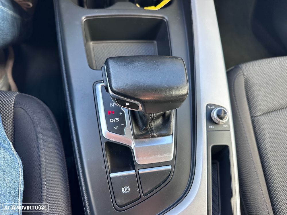 Audi A4 40 TDI quattro Advanced S tronic - 15