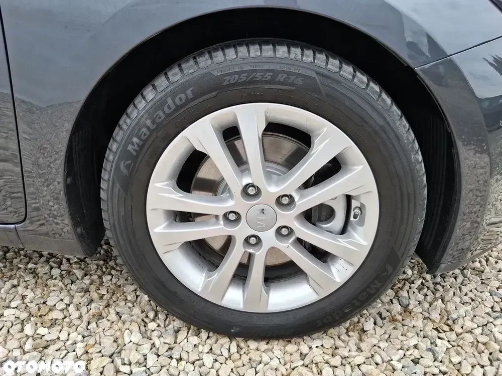 Kia Ceed 1.6 GDI Fifa World Cup Edition - 8